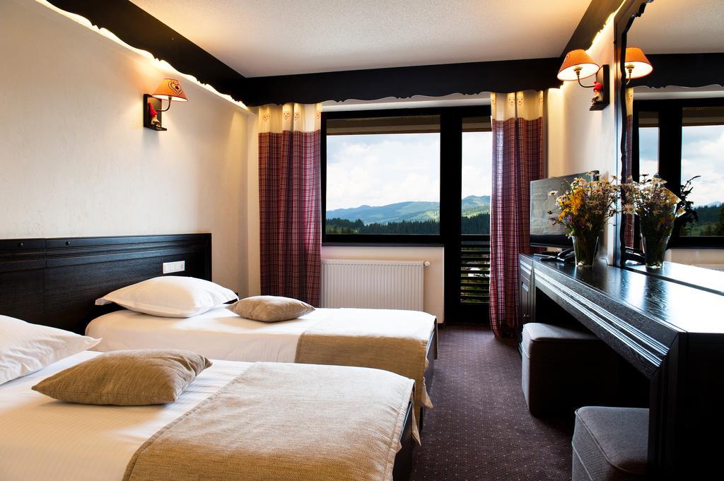 Hotel Domeniul Dornei Vatra Dornei Zimmer foto