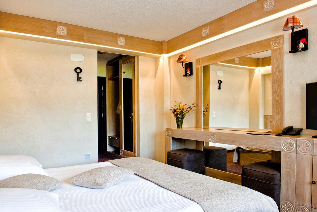 Hotel Domeniul Dornei Vatra Dornei Zimmer foto