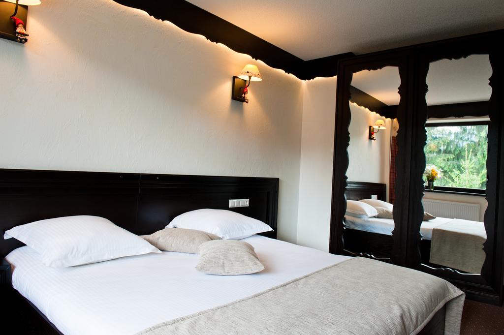 Hotel Domeniul Dornei Vatra Dornei Zimmer foto